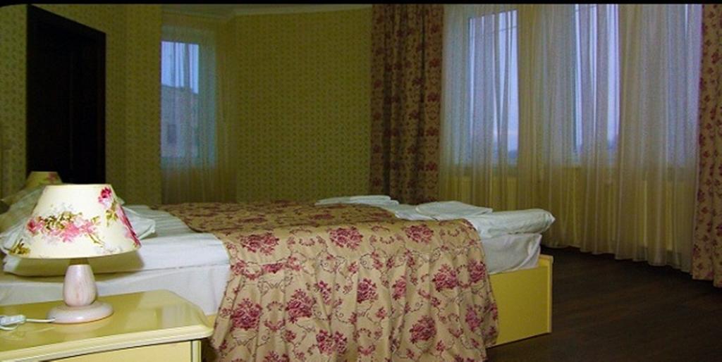 Hotel Deluxe Horodenka 客房 照片